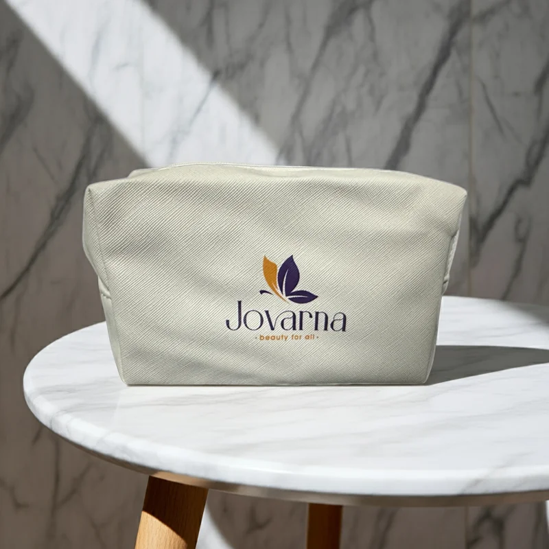Luxurious Travel Pouch Creamy Beige